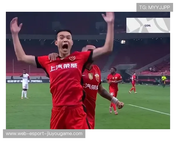 上海申花拉唐突破禁区助攻：一次突破光辉与团队协作的完美演绎
